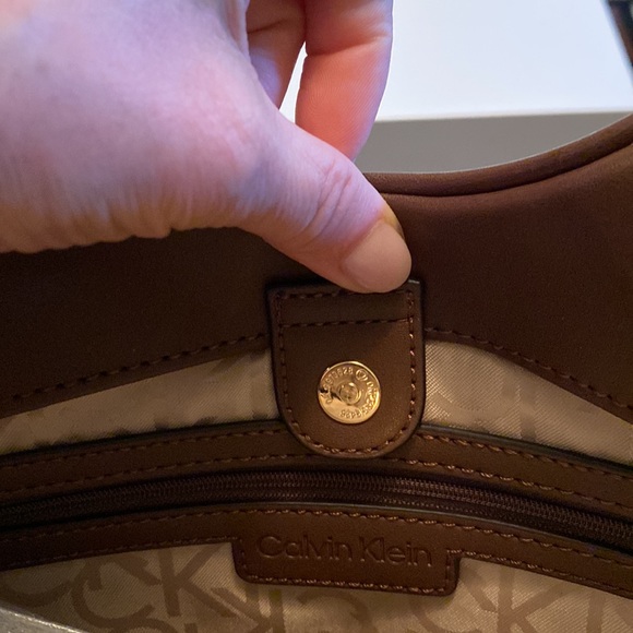Calvin Klein Bag - Picture 7 of 8